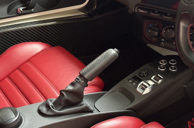 Interior 12