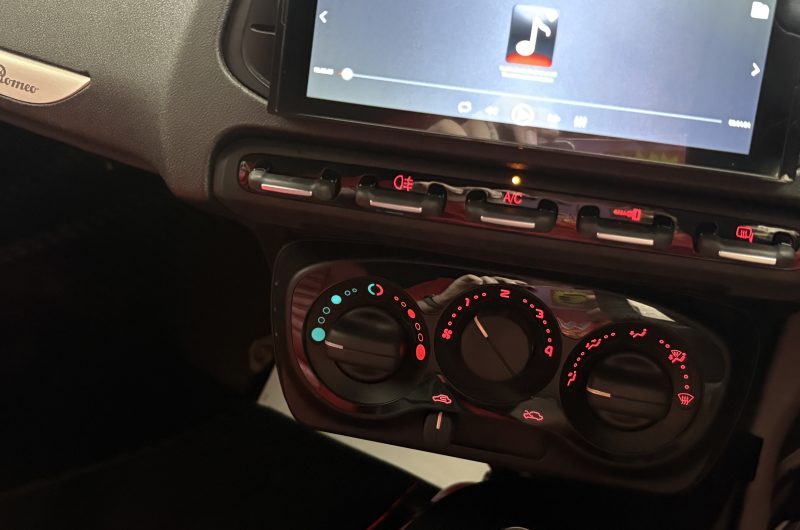 Interior 5