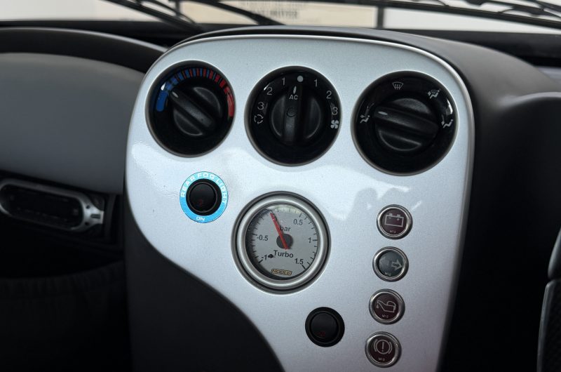 Interior 13