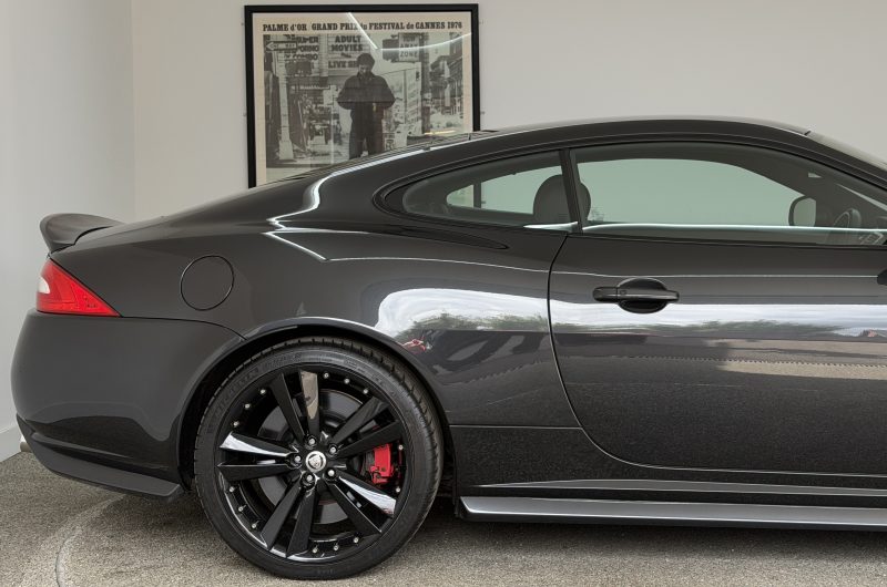 Exterior 12