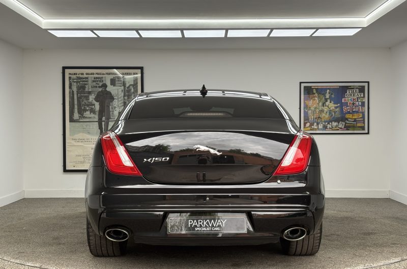 Exterior 8