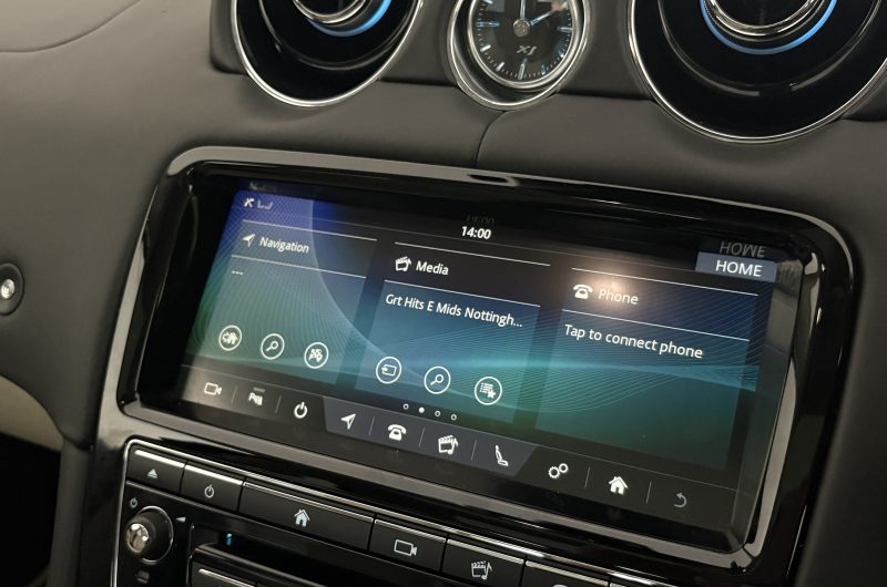 Interior 10