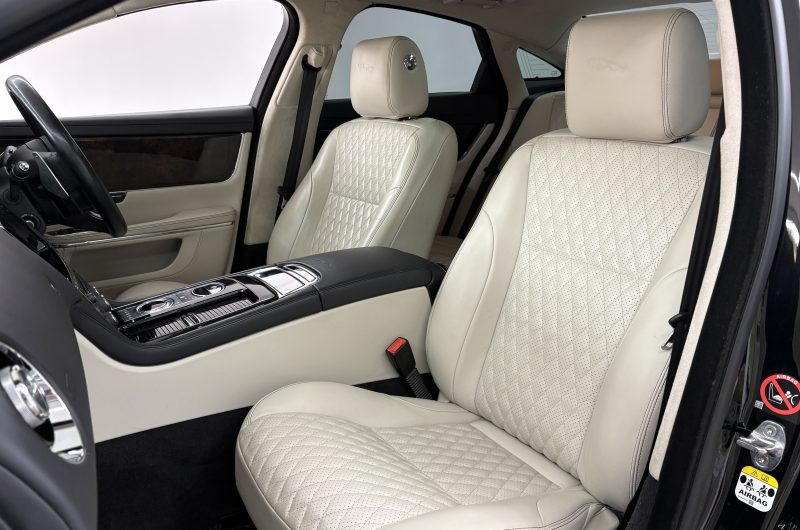 Interior 13