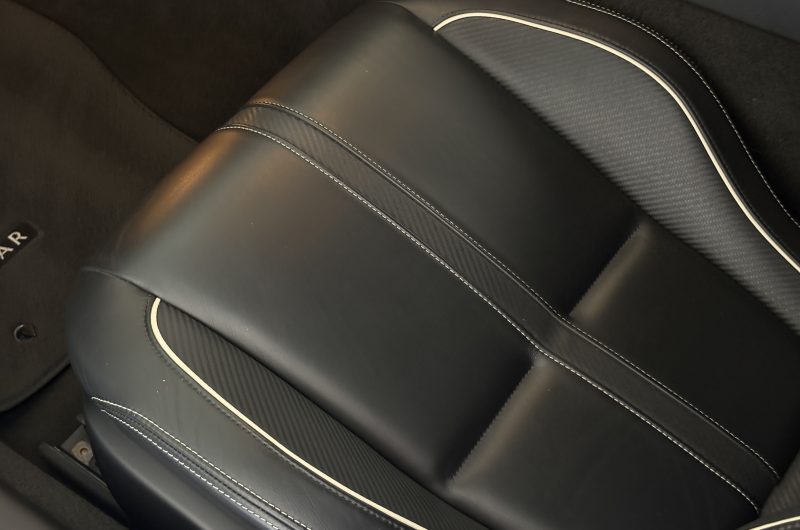 Interior 18