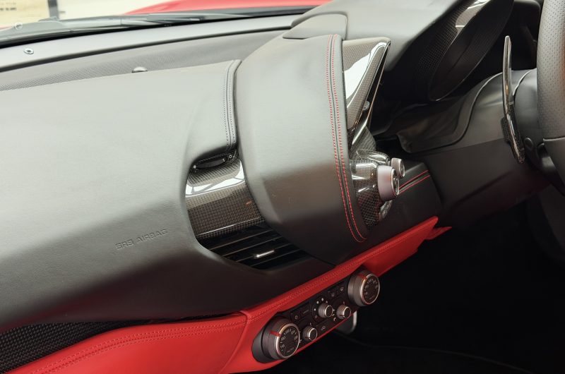 Interior 9