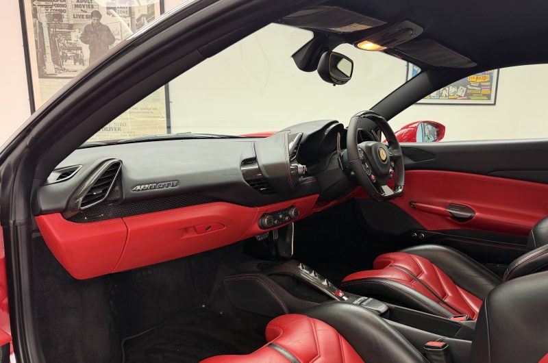Interior 6