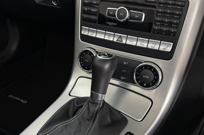 Interior 7
