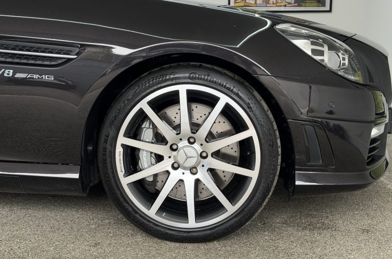 Exterior 10