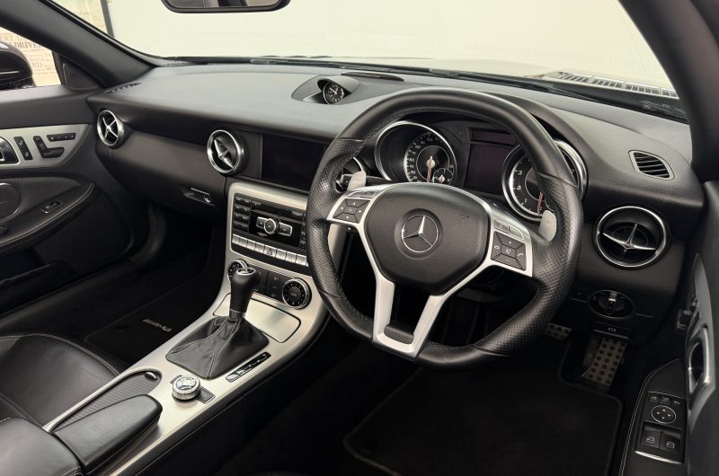 Interior 5