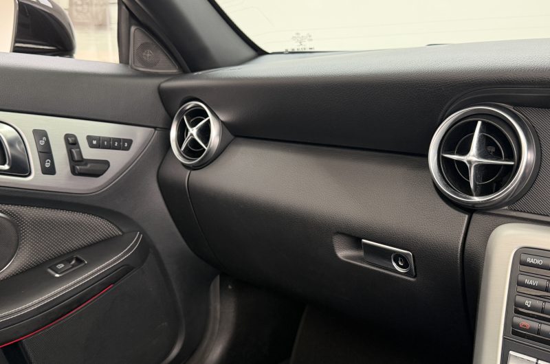 Interior 3