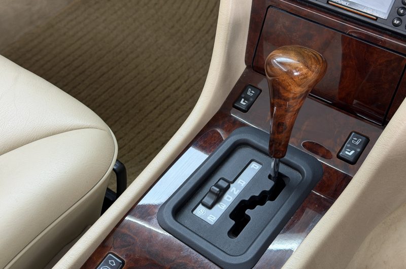 Interior 4