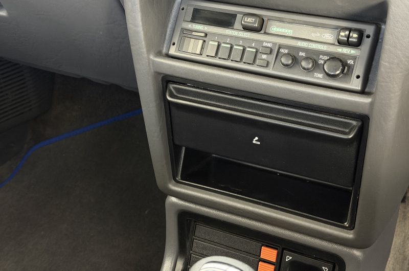 Interior 19