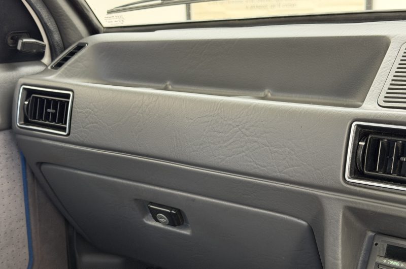 Interior 16