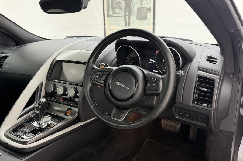 Interior 3