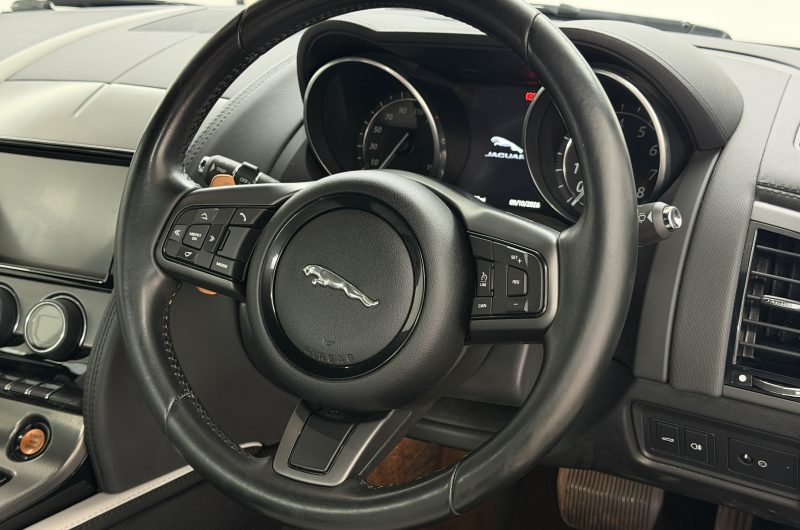 Interior 7