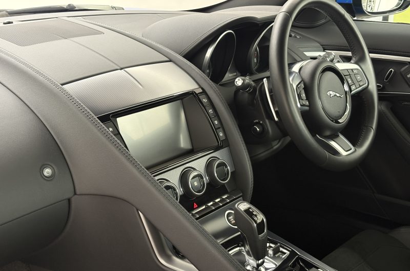 Interior 2