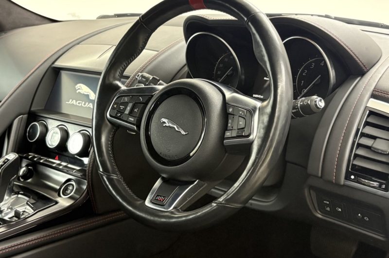 Interior 4