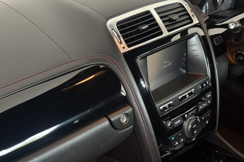 Interior 2