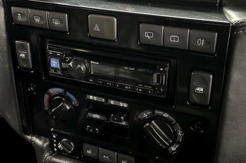 Interior 10