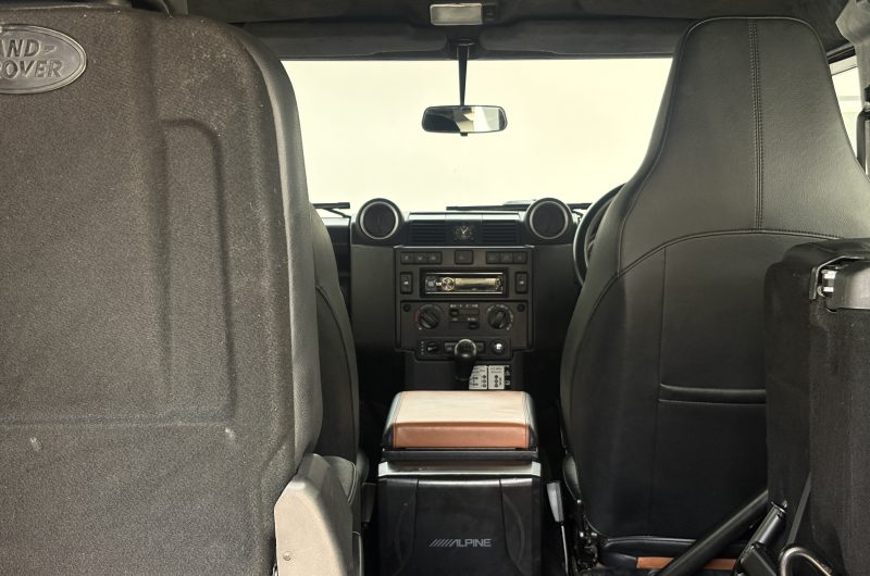 Interior 6
