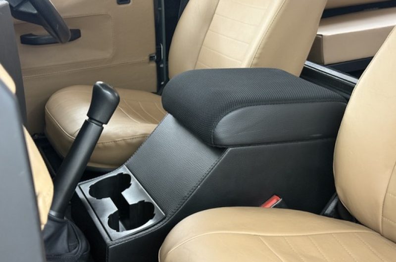 Interior 6
