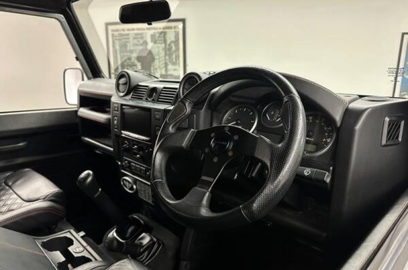Interior 18