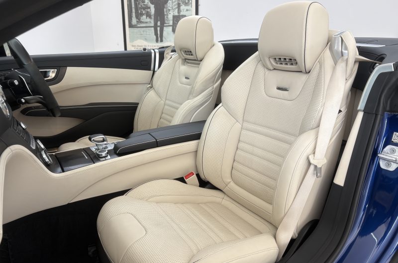 Interior 15